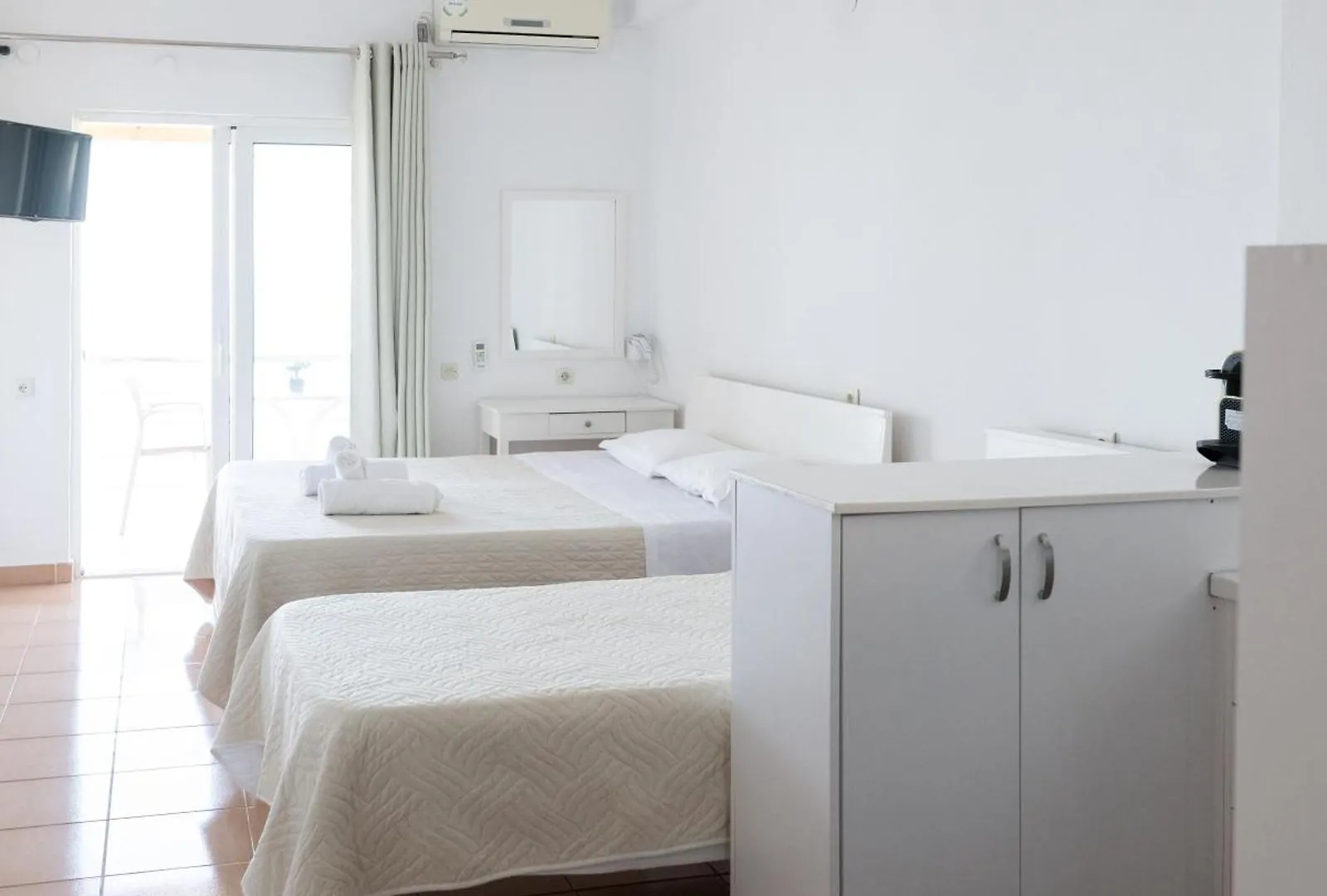 Apartment Qeparo Pano Rooms Albania
