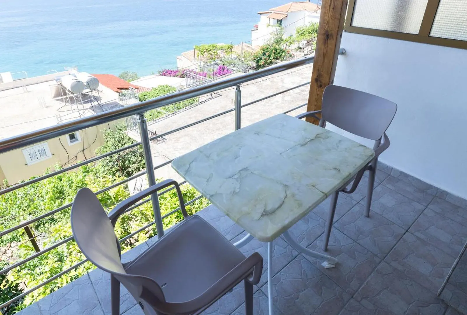 Qeparo Pano Rooms Albania