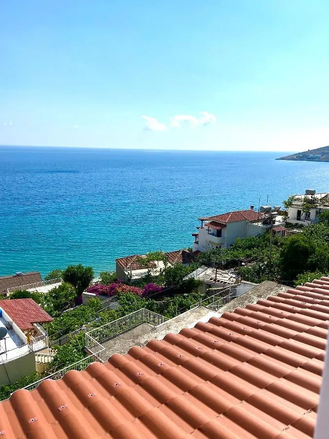 Qeparo Pano Rooms Apartament