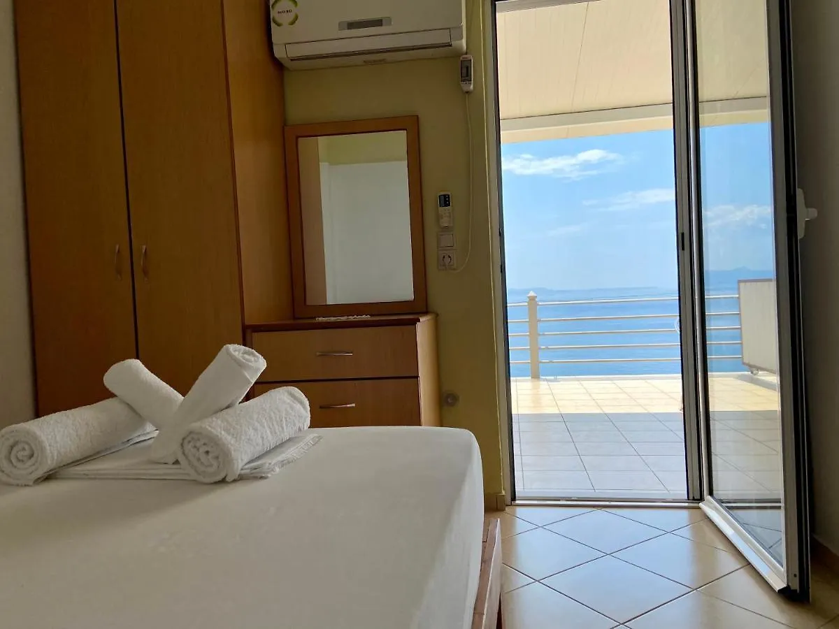 Qeparo Pano Rooms Albania